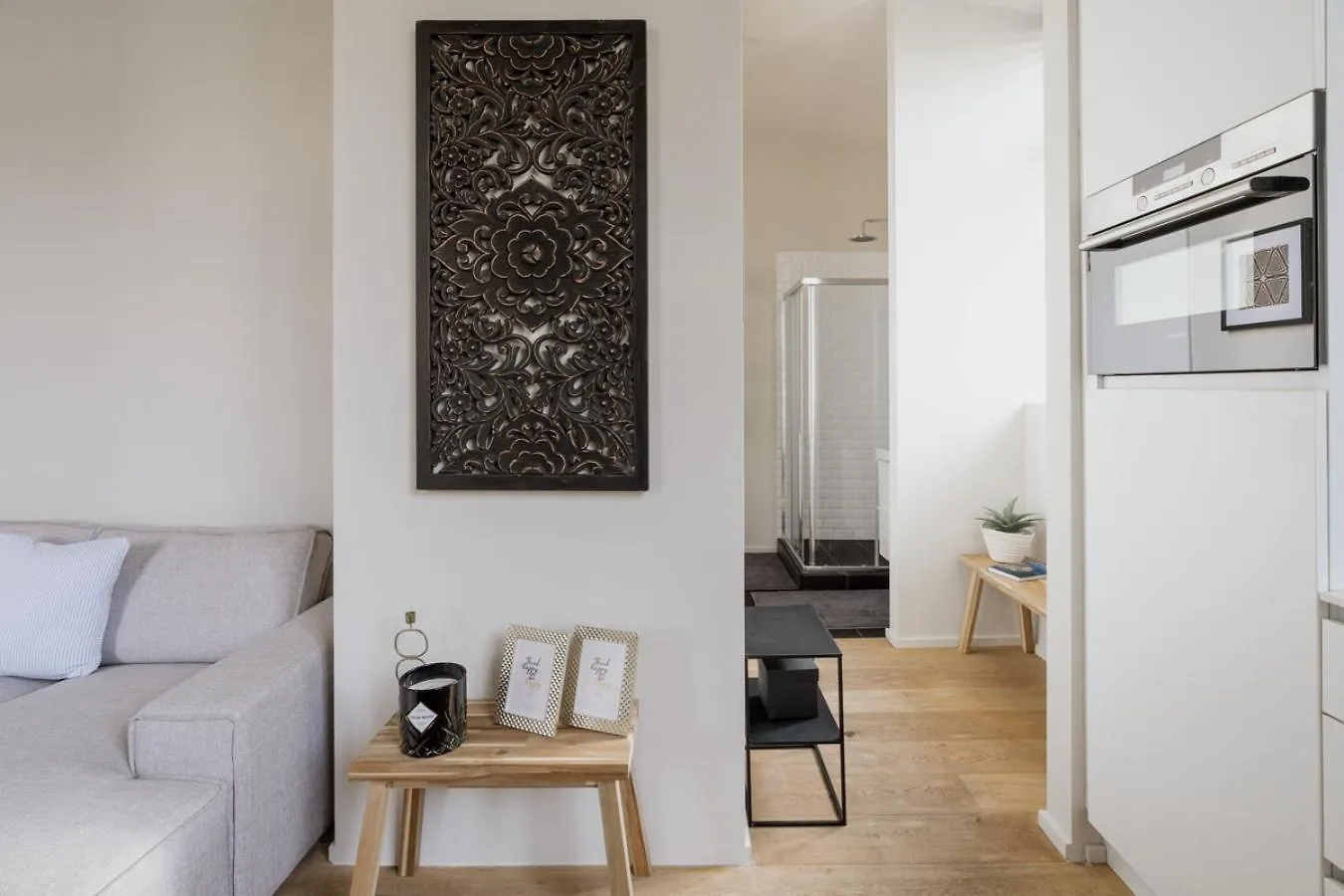 Mooi Licht Appartement In Bruisend Antwerpen! 0*, Antwerp Belgium