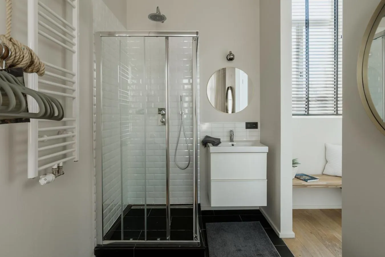 Apartment Mooi Licht Appartement In Bruisend Antwerpen!